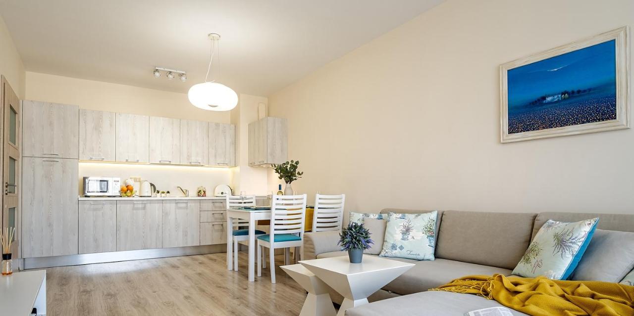 Summertime In Varna South Bay Beach Residence Exterior photo