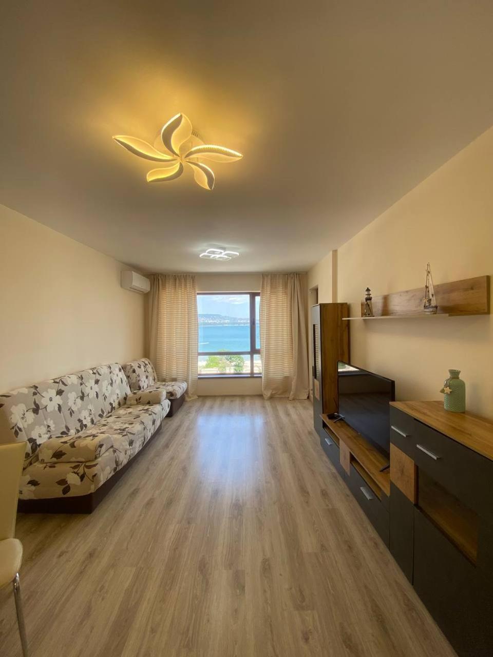 Summertime In Varna South Bay Beach Residence Exterior photo